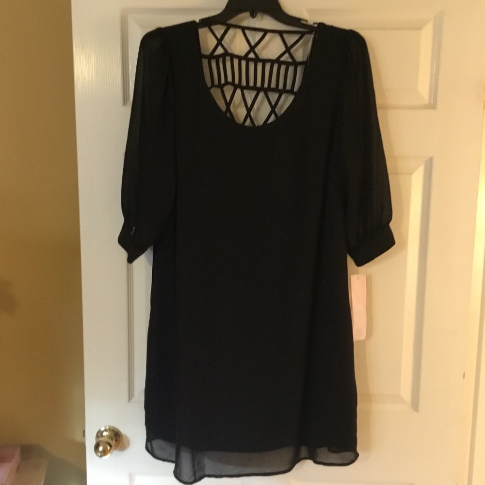 Free 2  Luv black dressy dress, size 1x, NWT!